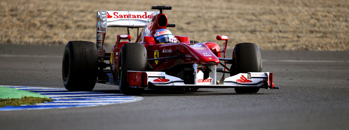 Ferrari F10 v testech