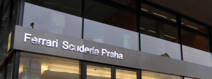 Felipe Massa otevřel nový showroom Scuderie Praha!