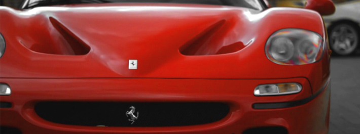 Ferrari F50 boduje ...