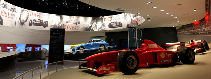 Ferrariworld Abu Dhabi je otevřen
